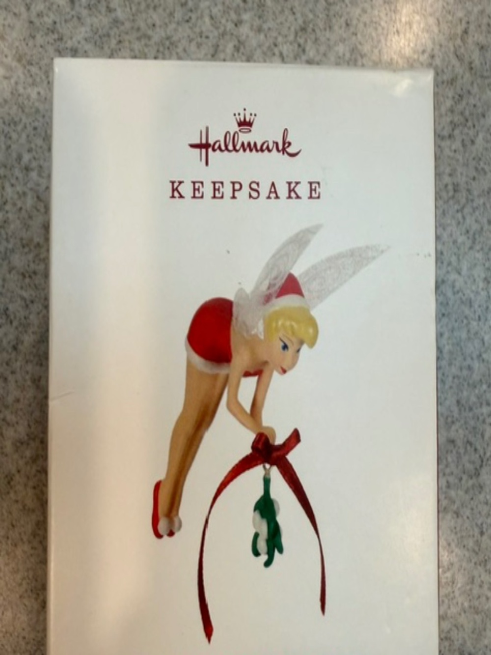 Hallmark Keepsake Ornament 2019 Tink's Christmas Kiss - Peter Pan - Disney